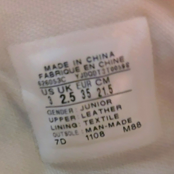 Converse Andover white fur lined boots. - Picture 8 of 8